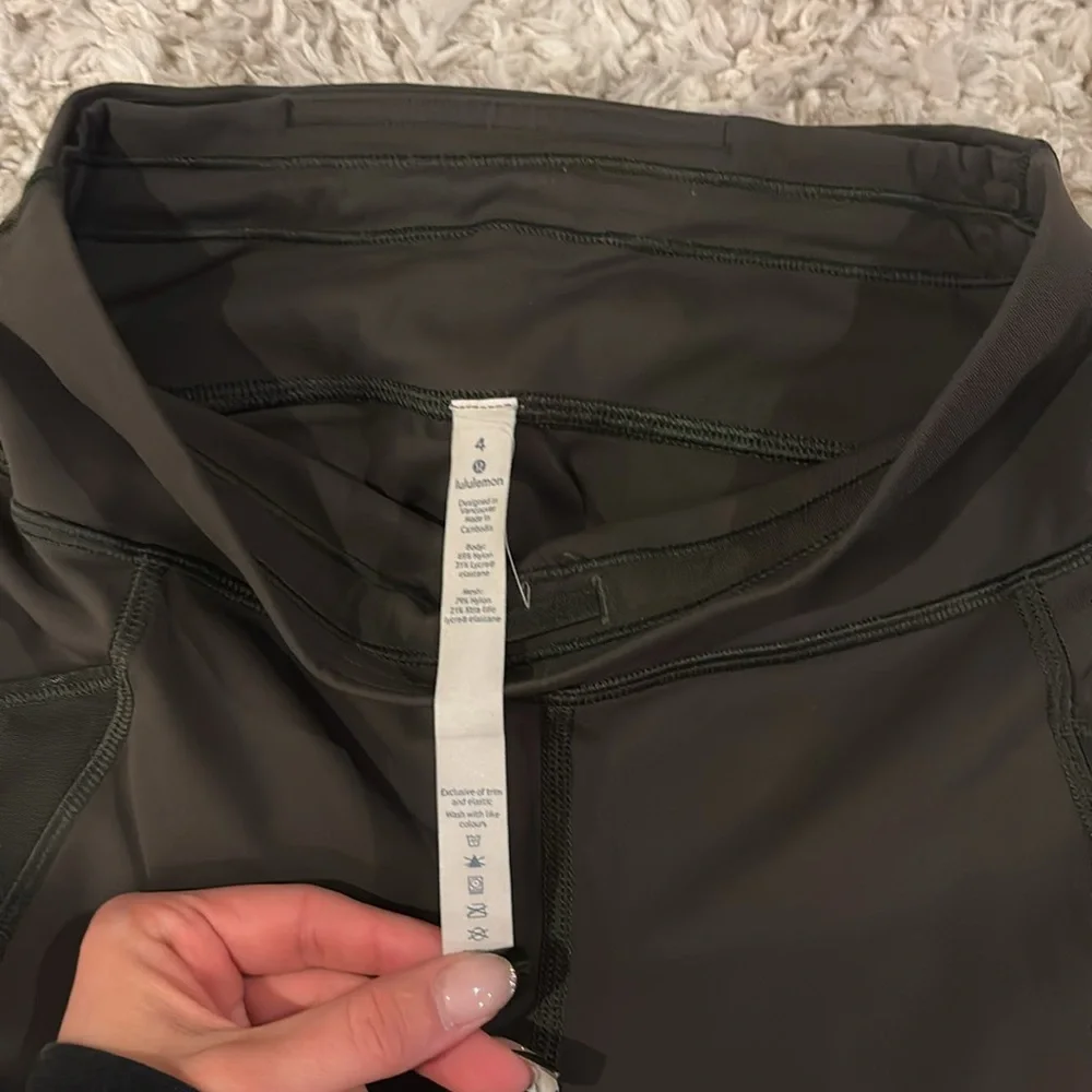 Lululemon leggings - Picture 4 of 4